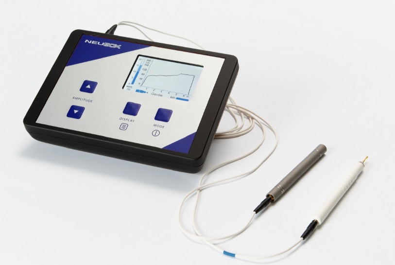 微弱電流治療器　NEUBOX